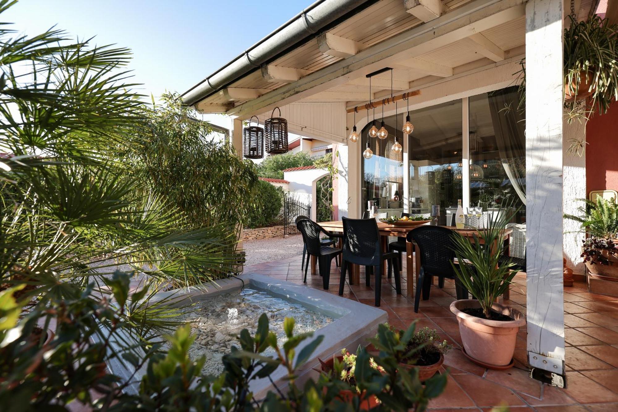 Villa Arta Drage Bagian luar foto